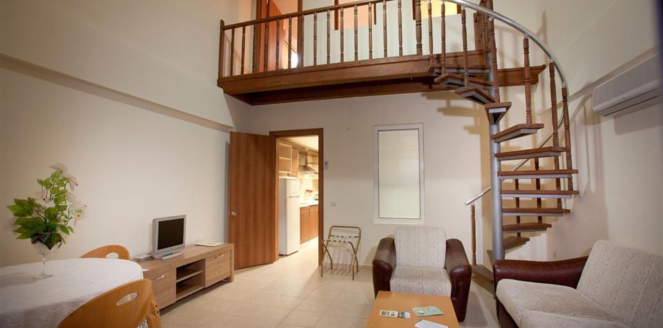 Lidya Sardes Thermal Otel Dublex Bahçe Suit